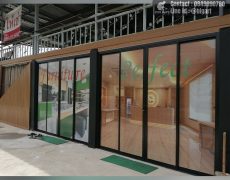 สติกเกอร์ซีทรู สติกเกอร์ตกแต่งสำนักงาน ร้านป้ายสันผีเสื้อ